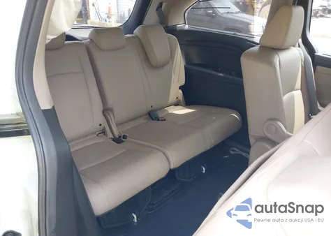 2021 Honda Odyssey Touring z USA, uszkodzony, nr VIN 5FNRL6H80MB010952